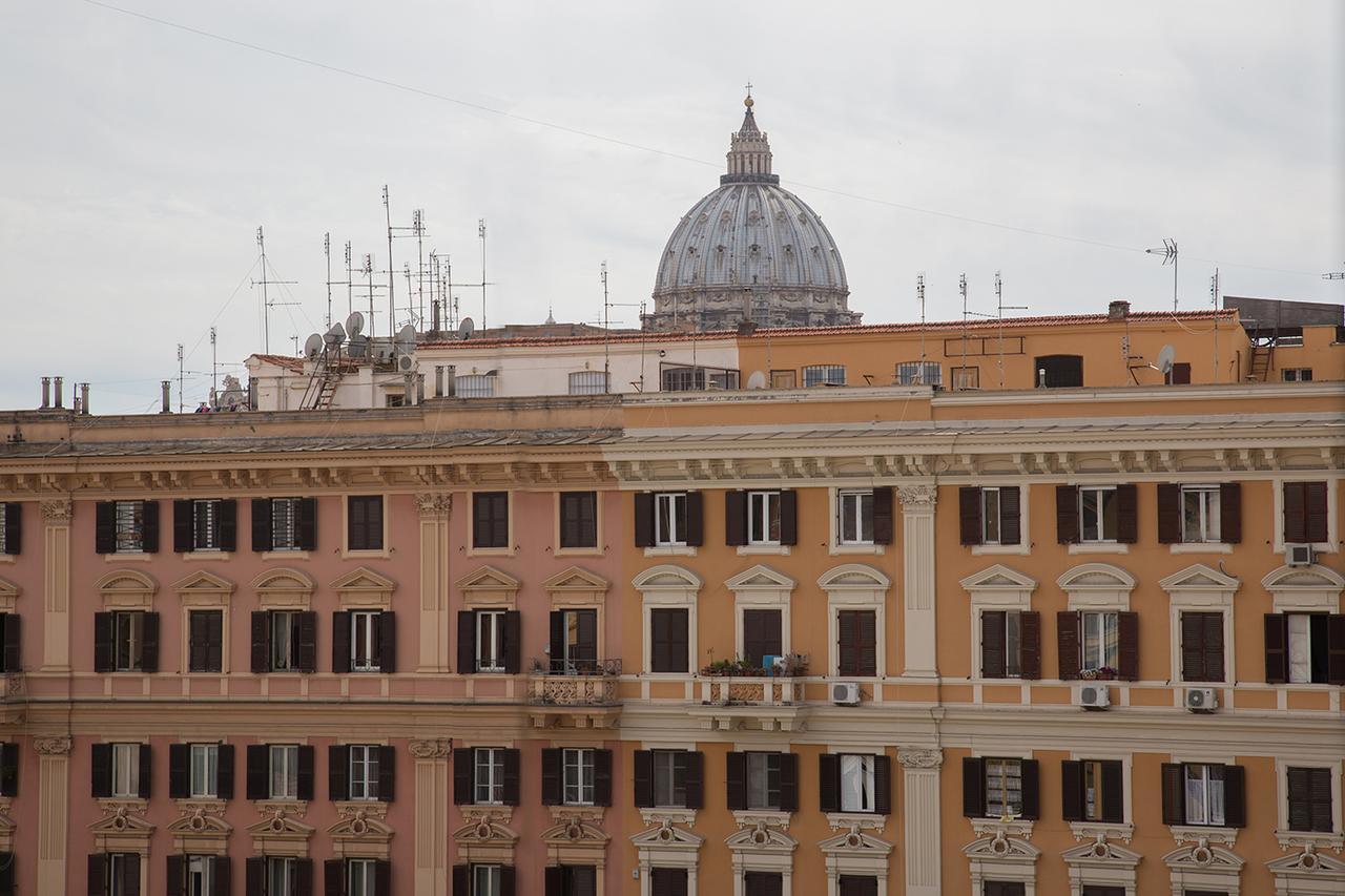 San Pietro Rooms 84 Rome Exterior photo